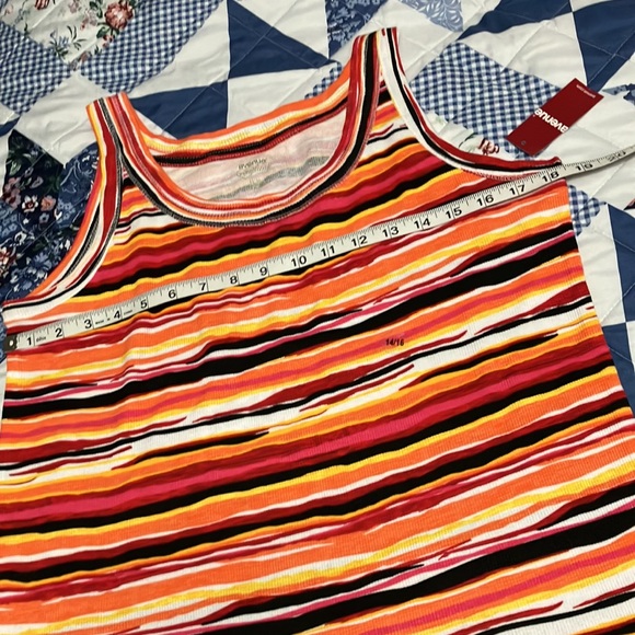 Avenue Tank Top - Picture 2 of 5